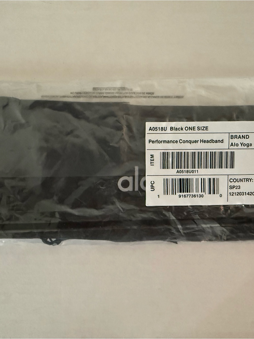 Alo Yoga Black Performance Headband with Subtle Logo